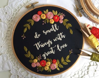 Hoop Art, Floral Embroidery, Personalized Gift, Broderie, Hand Embroidery, Birthday Gift, Wall Hanging Sign, Embroidery Hoop Art, Home Decor