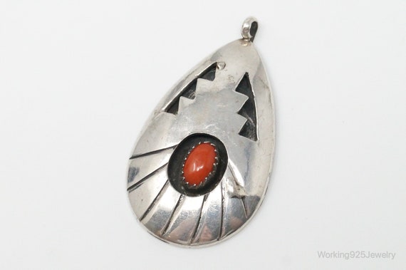 Amazing Vintage Native American Navajo Football Coral Turquoise Necklace Amazing Vintage Native American Navajo Football Coral Turquoise Necklace