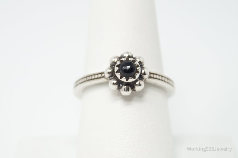 Size 8.25 Vintage Designer BARSE Black Onyx Flower Sterling Silver Ring