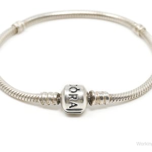 Vintage Designer Pandora Iconic Pandora Logo Sterling Silver Clasp Bracelet