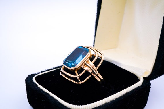8K Yellow Gold & Spinel Ring - Size 9 - image 6