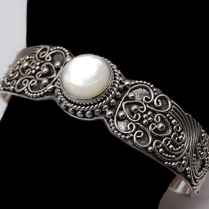 Vintage Designer BA Suarti Mother Of Pearl Sterling Silver Cuff Bracelet 7.25&quot;