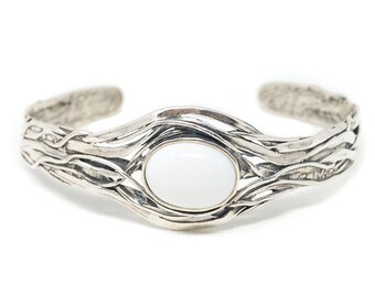 Vintage Designer Paz Israel White Agate Sterling Silver Bracelet