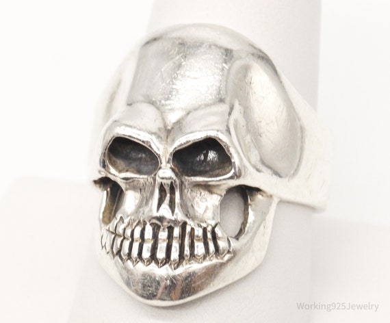 Vintage Large Skull Sterling Silver Ring - SZ 10.… - image 1
