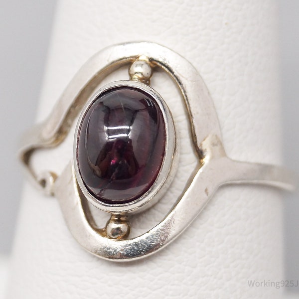 Vintage Rhodolite Garnet Sterling Silver Ring - Size 7.5