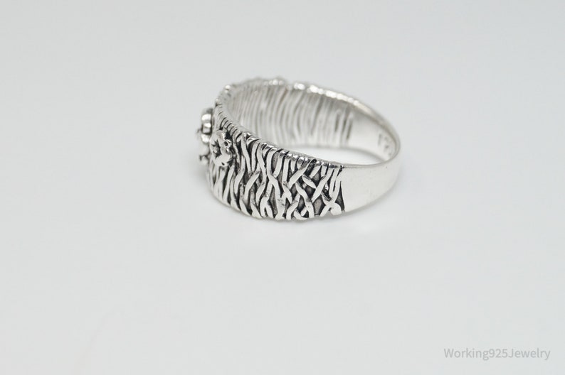 Size 8 Vintage Designer LA Flower Field I Pick You Sterling Silver Ring
