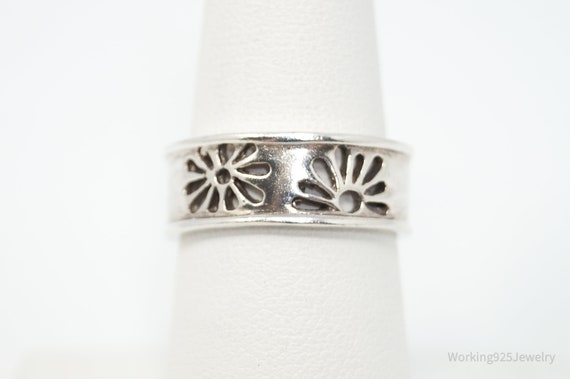 Vintage Floral Cut Out Sterling Silver Band Ring … - image 3