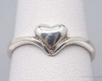 Vintage Puffy Heart Sterling Silver Ring - Size 5.5