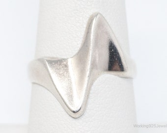 Vintage Modernist Style Wave Minimalist Sterling Silver Ring - Size 8