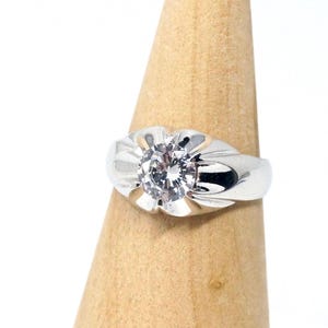 Lovely Art Deco Style CZ Sterling Silver Statement Ring - Size 8.5