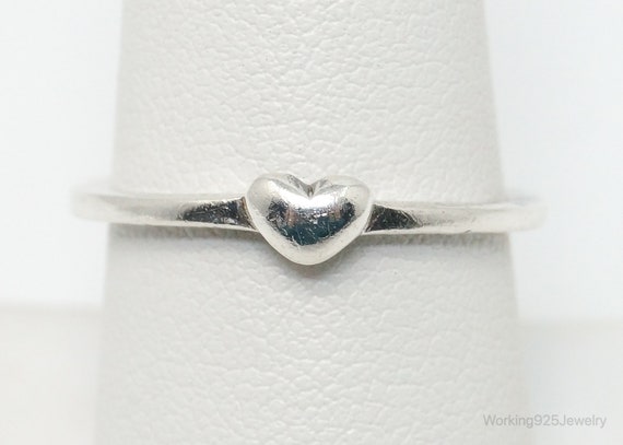 Vintage Heart Sterling Silver Ring - Size 7.5 - image 1