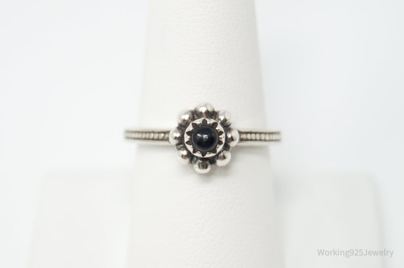 Size 8.25 Vintage Designer BARSE Black Onyx Flower Sterling Silver Ring