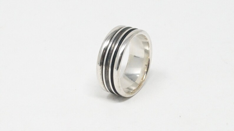 Size 7.5-738761770 Vintage Designer James Avery Unity Sterling Silver Band Ring