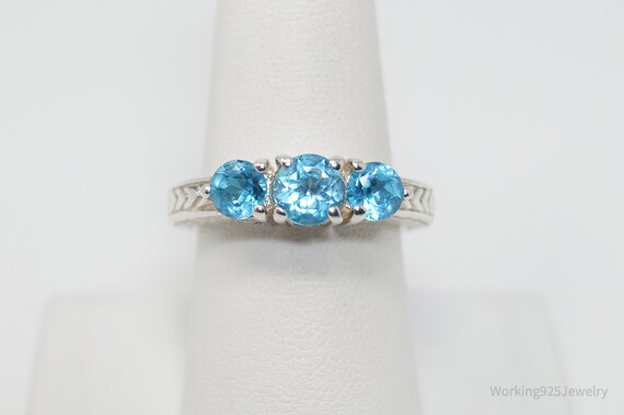 Vintage Blue Topaz Sterling Silver Ring - SZ 8 - image 2