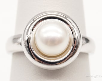 Vintage  Designer Pearl Sterling Silver Ring - Size 6.25