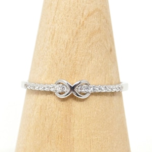 Vintage CZ Eternity Love Promise Sterling Silver Ring - Size 10.25