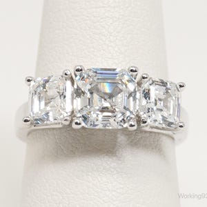 Vintage Designer Cubic Zirconia Sterling Silver Ring - Size 7
