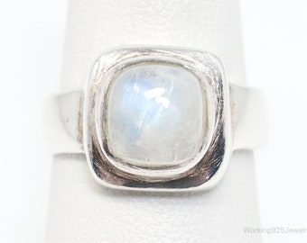 Vintage Moonstone Sterling Silver Ring - Size 7