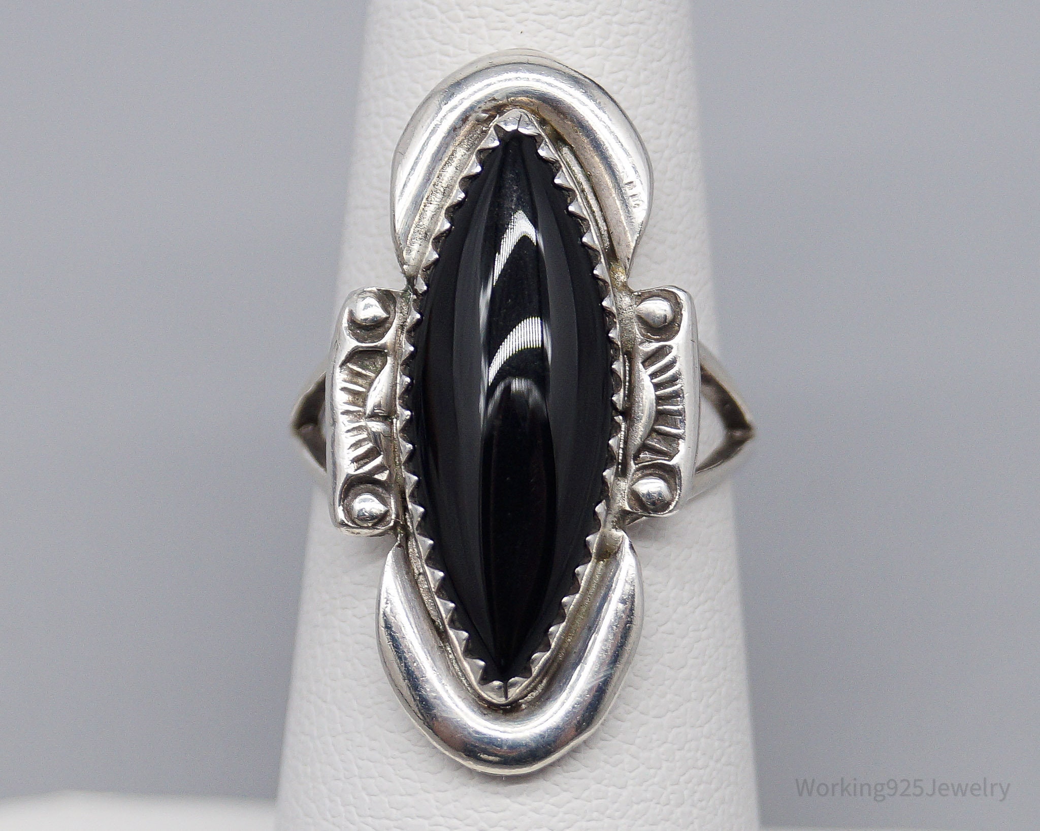 Vintage Native American Black Onyx Sterling Silver Ring - Size