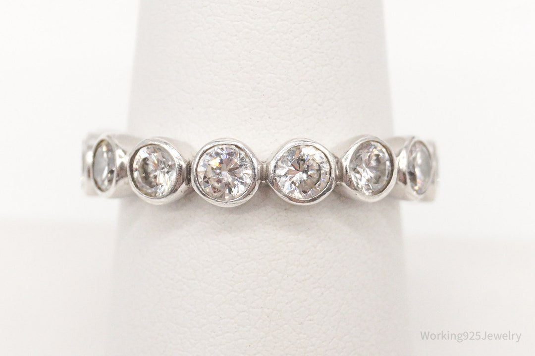 Vintage Cubic Zirconia Sterling Silver Band Ring - Size 8 - Etsy Vintage Cubic Zirconia Sterling Silver Band Ring - Size 8 - Etsy