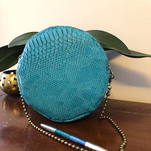 Sac Rond - cuir végan Bleu turquoise - serpent