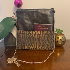 Petit sac bandoulière marron et liège tigré – Simili cuir – Sac femme original fait main