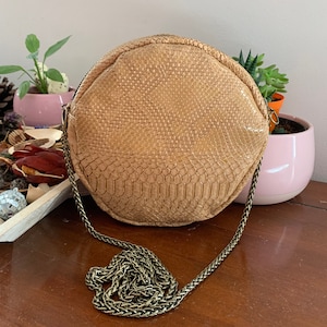 Sac rond simili cuir beige imitation serpent - sac femme chic - petit sac rond tendance -  sac bandoulière élégant