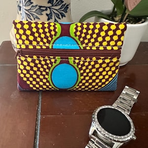 Petit porte-monnaie wax jaune, bleu, rose et bordeaux – Porte-cartes tissu africain – Accessoire coloré – Fait main – Cadeau femme original