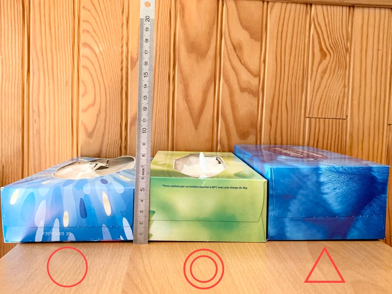 Foldable and reversible tissue cover in block printfabric box coverinterior decorationsmall gift