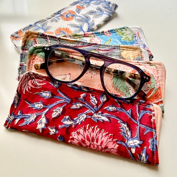 Étui à lunettes / tissu « Block Print »/glasses case/ pochette des lunettes /trousse plate pour les lunettes