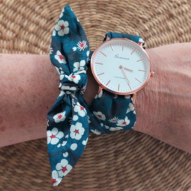 Montre femme à nouer bracelet tissu Liberty Mitsi bleu image 3