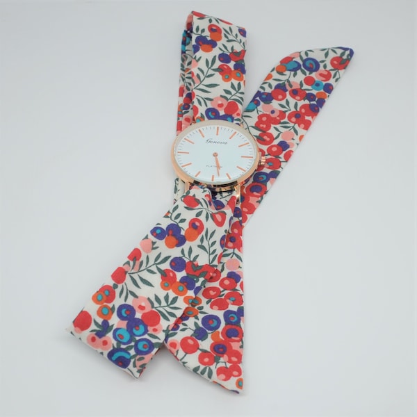 Montre foulard femme Montre à nouer Montre bracelet tissu Montre Liberty wiltshire Montre bracelet  Cadeau femme rouge bleu