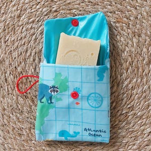 Trousse imperméable enfant savon - étui savon solide motif animaux du monde-pochette voyage enfant bleu cadeau enfant colonie, vacances