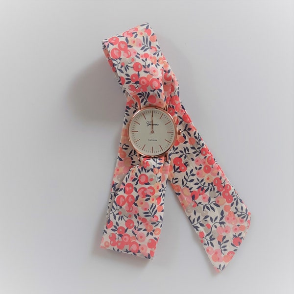 Montre foulard fille à nouer bracelet tissu Liberty wiltshire pois de senteur bracelet fille cadeau Noël