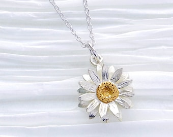 Sterling Silver Flower Necklace, Daisy Necklace, Wildflower Botanical Jewelry, Floral Bloom Necklace, Mothers Flower Necklace, FREE SHIPPING
