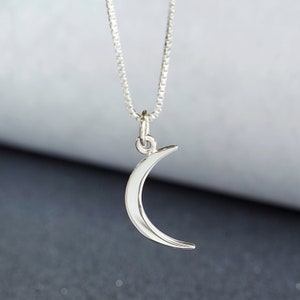Halve maan sterlingzilveren ketting, minimale hemelse maan sieraden, zilveren maan hanger, maanketting, ruimte sieraden, GRATIS VERZENDING