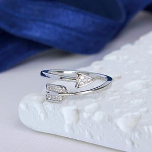Sterling Silver Arrow Ring, Cubic Zirconia Arrow Ring, Women&#39;s CZ Arrow Jewelry, Arrow Ring 925 Silver, Valentine&#39;s Cupid Arrow Ring