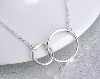 Collier en argent sterling à cercles imbriqués, collier double cercles, collier d'amitié infini, bijoux deux cercles pour femme, livraison gratuite