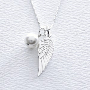 Collier de deuil aile d'ange en argent sterling et perles de pierre de naissance Swarovski, fausse couche, perte d'un nourrisson, bijoux de condoléances, livraison gratuite