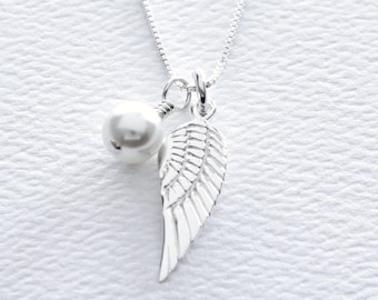 Collar de plata de ley con alas de ángel y perla con piedra de nacimiento de Swarovski para condolencias por aborto espontáneo, pérdida infantil y condolencias. ENVÍO GRATIS.