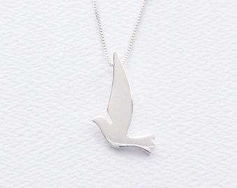 Amazon | TwoAnts 聖霊 鳩 十字架ネックレス 925スターリング