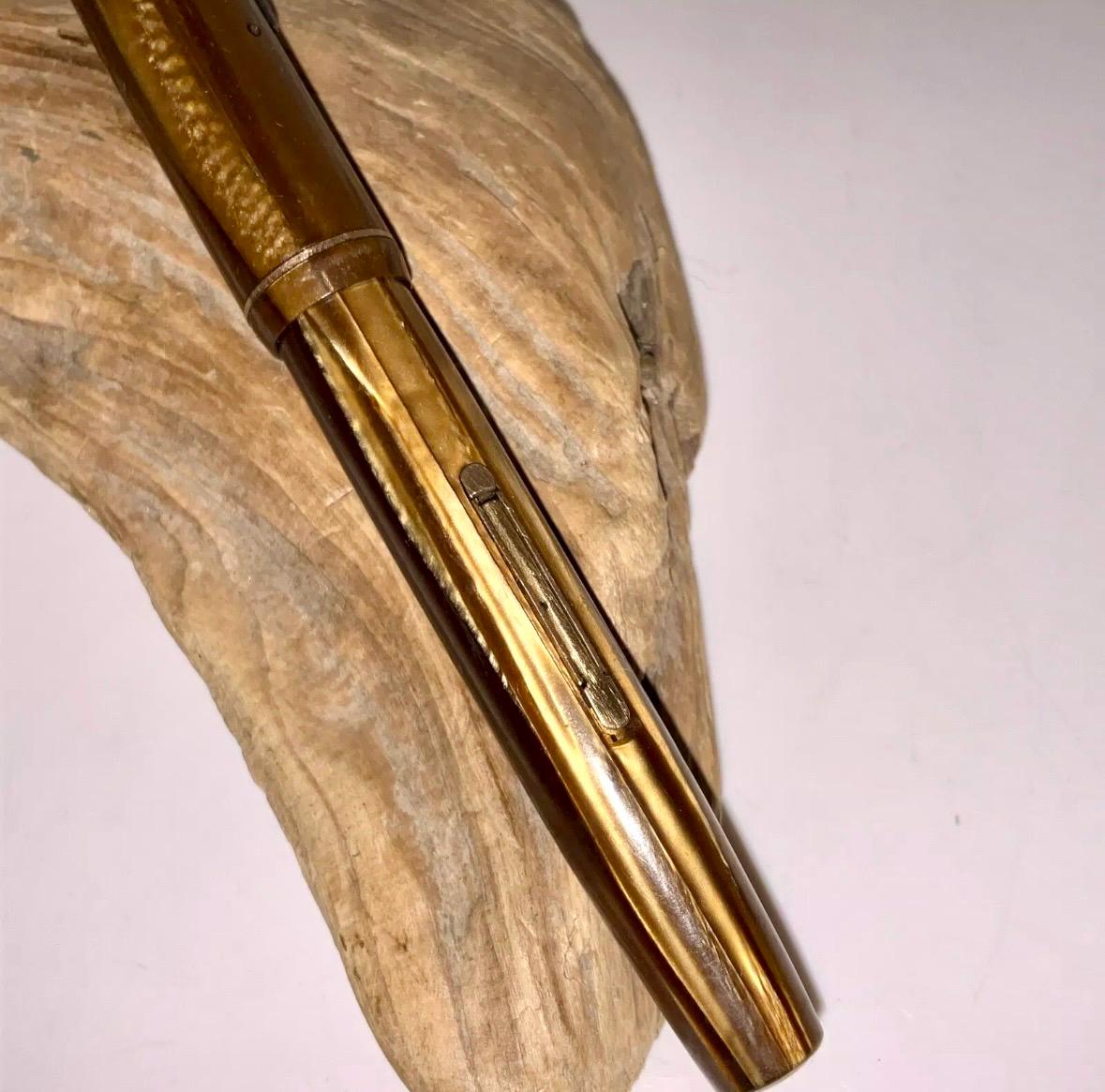 Vintage WATERMAN Ideal Fountain Pen 14k Nib ~ Needs Repair