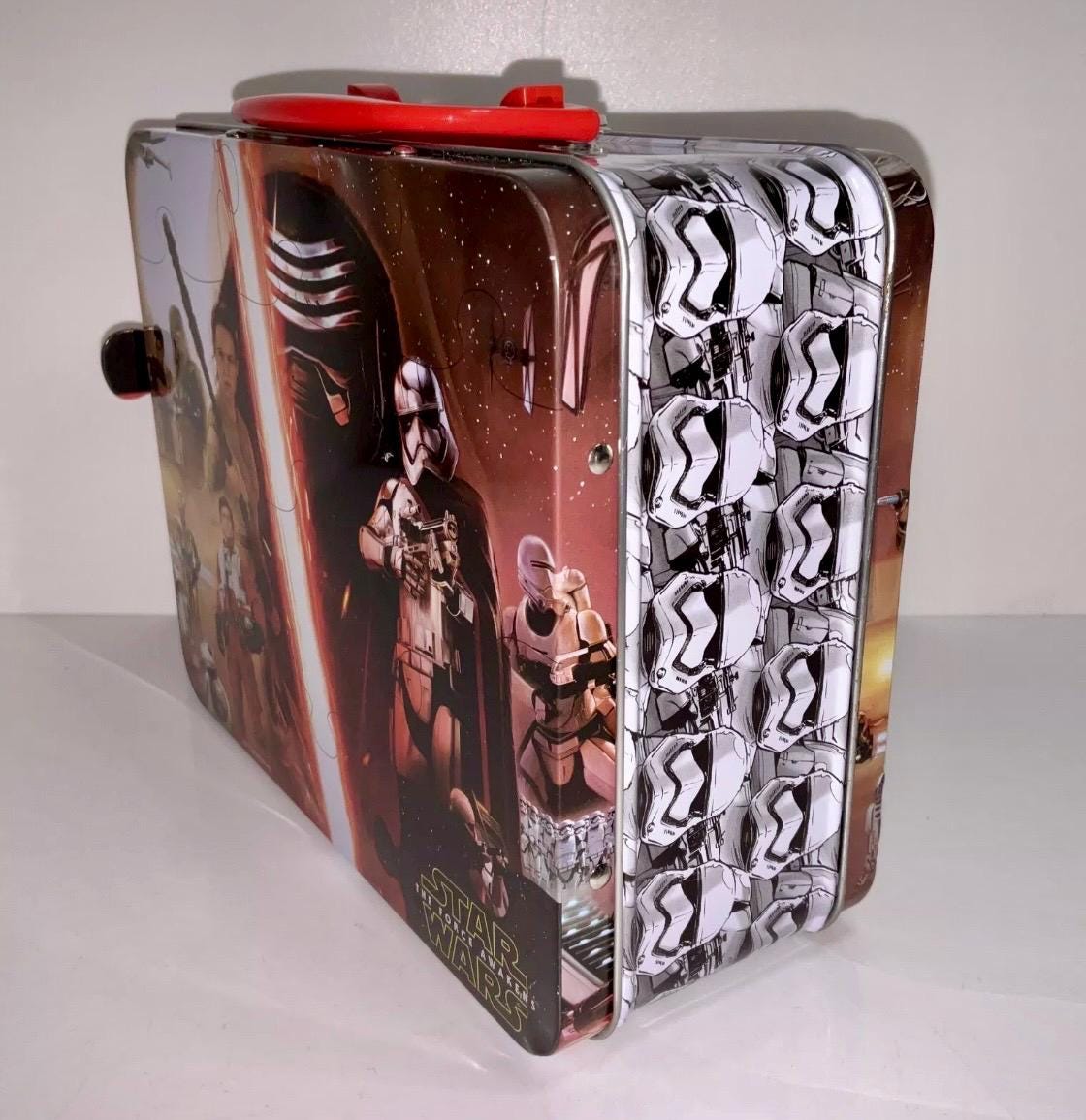 Disney Star Wars the Force Awakens Puzzle Collectible Tin Lunch