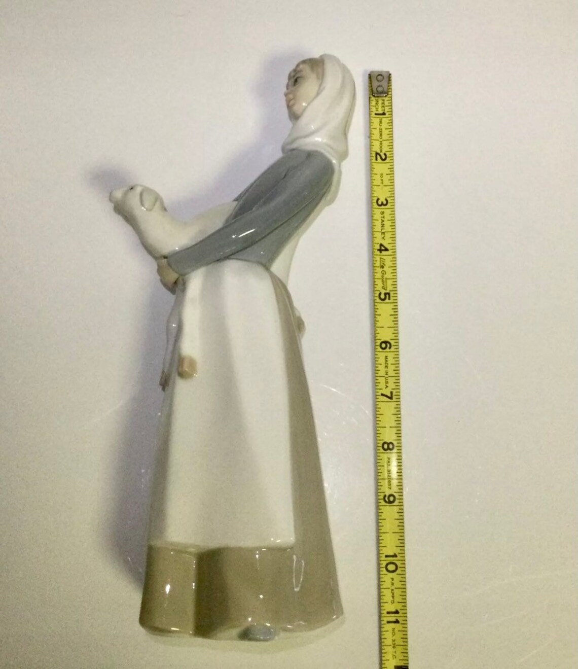 Vintage Lladro Girl With Lamb Figurine 4584 Etsy