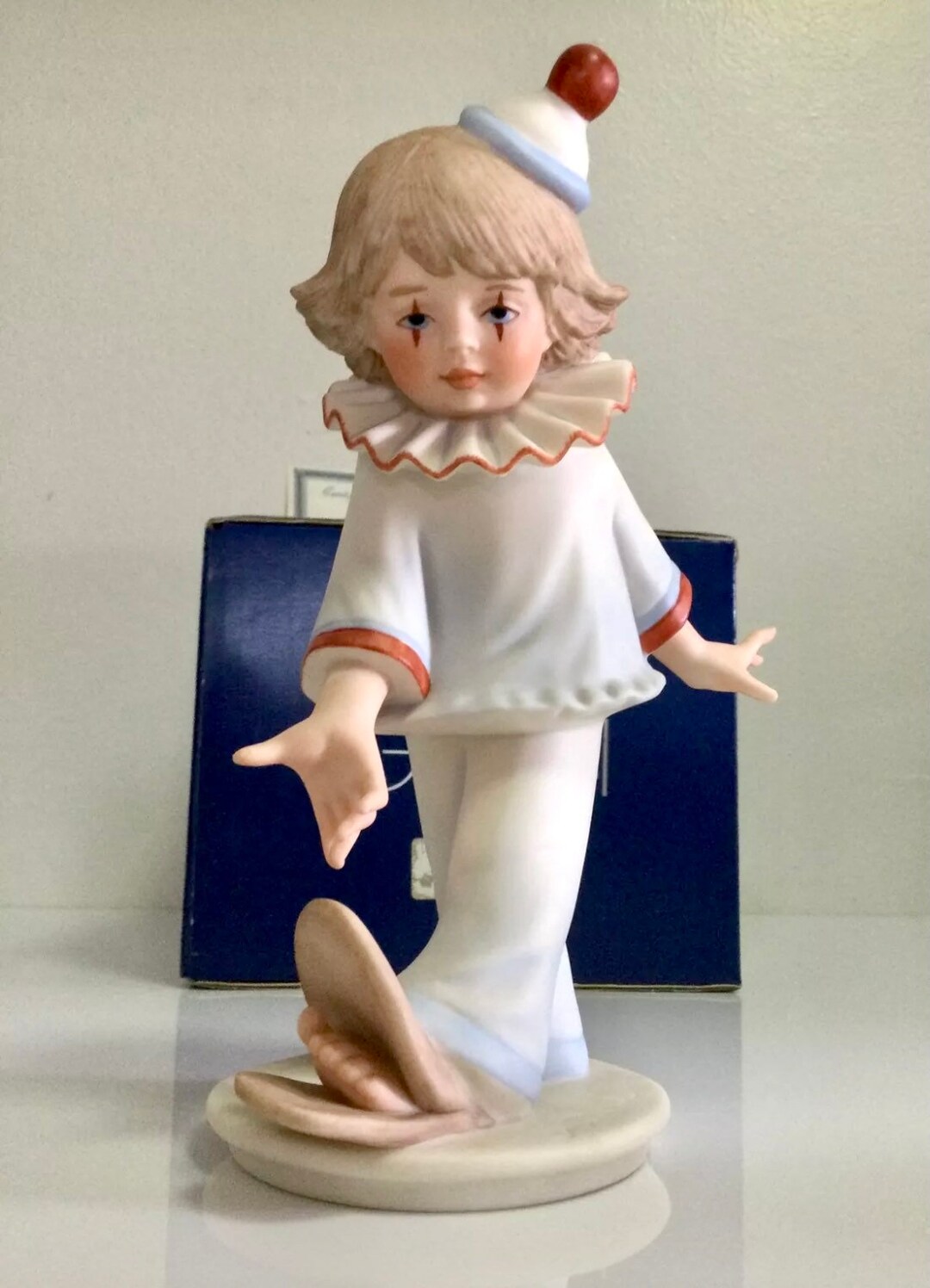 Vintage RARE Goebel Figurine in the Spotlight Under the Big Etsy