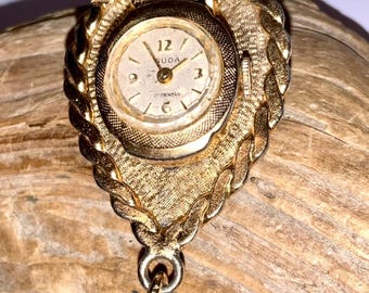 Vintage 1928 Watch Company Brooch Watch Quartz Open Face  display picture 1