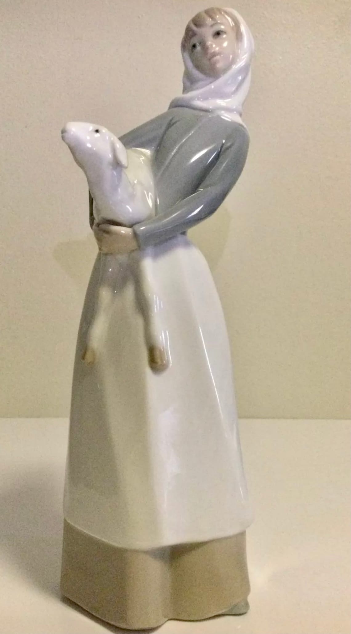 Vintage Lladro Girl With Lamb Figurine 4584 Etsy