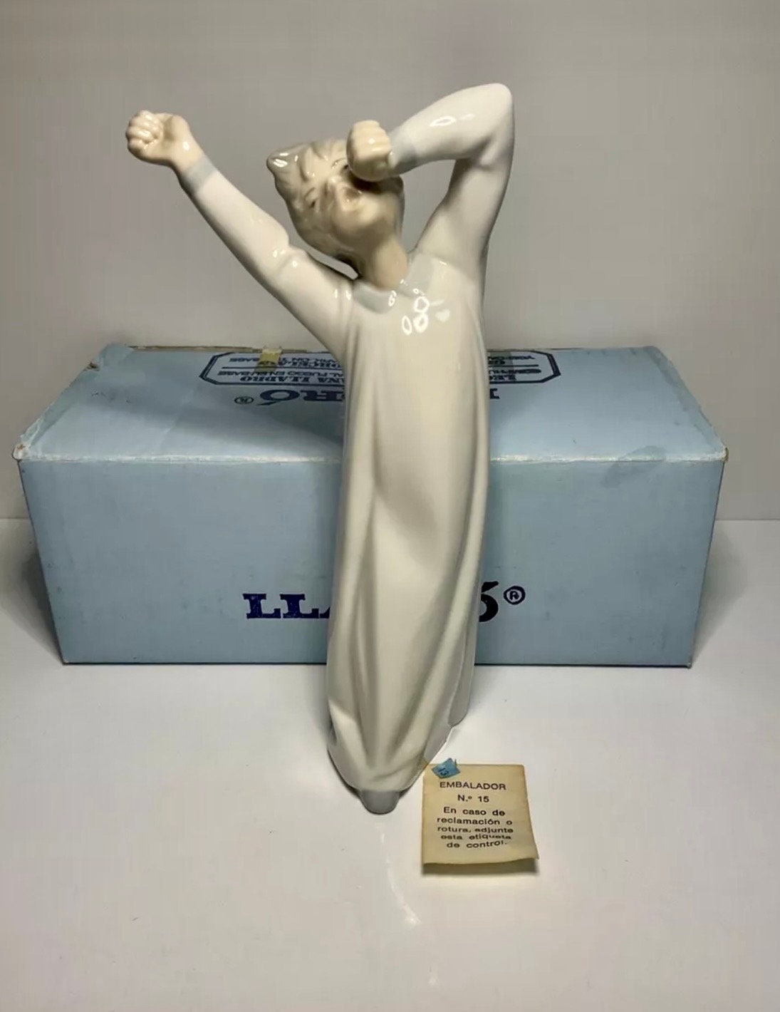 Vintage Glossy Lladro 1971 Boy Awakening 4870 Yawning, Made in