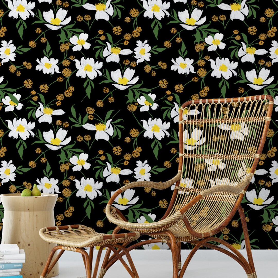 Daisy Wallpaper: Botanical Removable Self-adhesive Mural - Etsy
