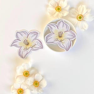 Segnaposto con fiori di giglio pastello, Segnaposto personalizzati per feste, Segnaposto per matrimoni, Segnaposto per addii al nubilato, Segnaposto con graziosi fiori